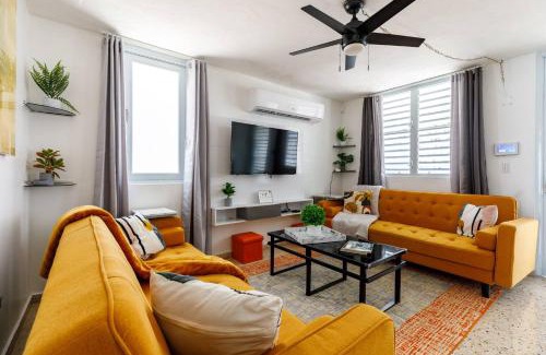 Machos House | Stylish 3 Bed-2Bath with Pool & Solar Panels