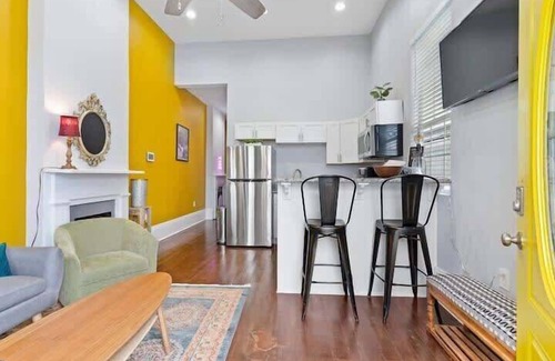 South 7th Ward Apartment | Stylish 3 Bedroom | 15 min walk to French Quarter