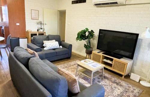 South Hedland Apartment | Stylish 3 Bedroom Apartment