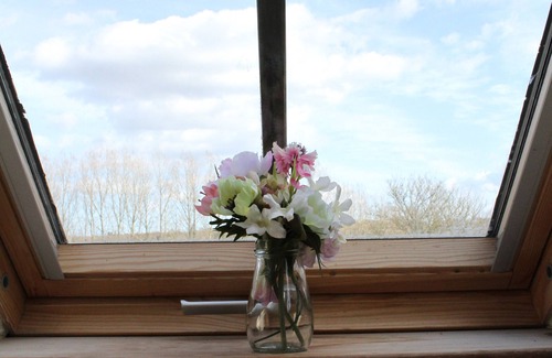 Robertsbridge Cottage | Stylish 3 bedroom rural cottage on conservation farm