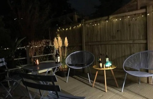 Whitstable House | Stylish 3 bedrooms, three min walk from Whitstable station or high street!