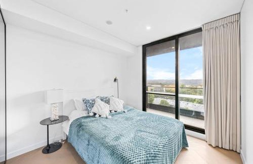 Macquarie Park Apartment | Stylish 3 bedrooms with Stunning Views & 3mins to Macquarie Shopping Center
