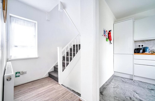 Stanwell Apartment | Stylish 3-bed Flat with Patio Near Heathrow