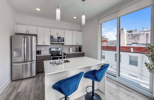 Olde Kensington Apartment | Stylish 3BD | Sleeps 6 | Northern Liberties