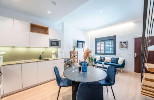 El Molinillo House | Stylish 3BD with Rooftop Jacuzzi - Las Artes
