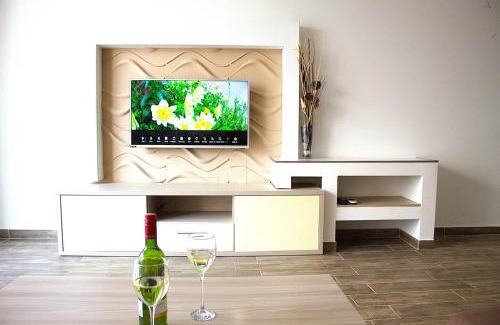 Gzira Apartment | Stylish 3bedroom Apartment Gzira By Homely