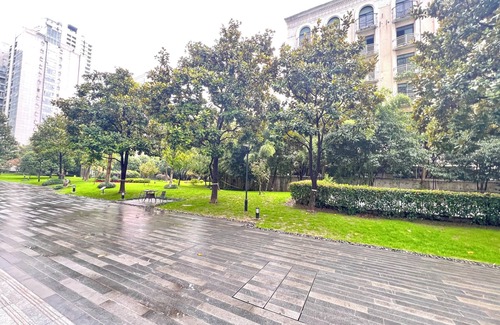 Huangpu Apartment | Stylish 3BR Apartment w/AC & WiFi in Vibrant Shanghai