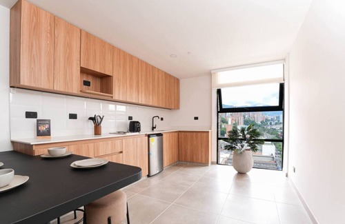 San Diego Apartment | Stylish 3BR Apt in El Poblado w/Jacuzzi & Cowork