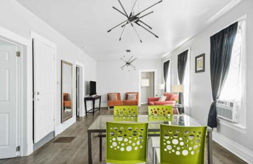 Mexicantown - Southwest Detroit House | Stylish 3BR in Downtown Detroit Near Museums Dining