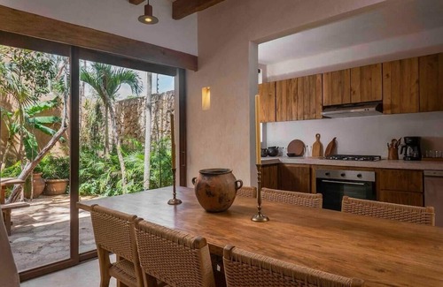 Tulum House | Stylish 3BR Jungle Villa | Rooftop & Outdoor Area