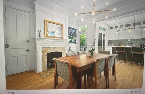 Mill River House | Stylish 4 bed/2.5 bath across coveted Wooster Square.