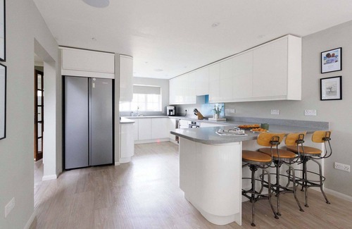 West Wittering House | Stylish 4 Bed Home close to beach