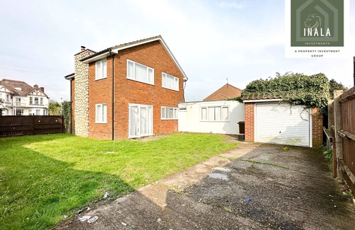Sittingbourne House | Stylish 4 Bedroom Home30% Offbusiness and Contractor Hotspotfree Parking+wifi
