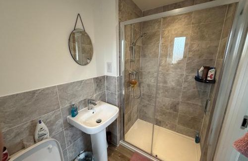 Bicester Villa | Stylish 4 Bedroom Home Perfect for Families