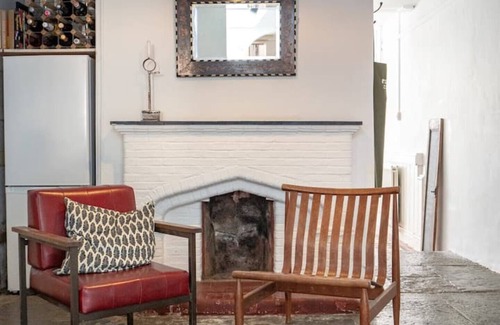 Bruton House | Stylish 4-bedroom townhouse in the heart of Bruton