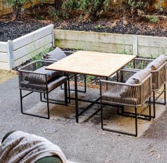 Box Hill North House | Stylish 4BR Family Townhouse with Private Courtyard