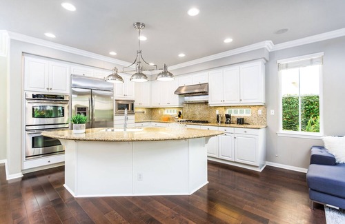 Northpark House | Stylish 4BR Retreat｜Dedicated Workspace｜Relaxing Patio｜Near Community Park#40704