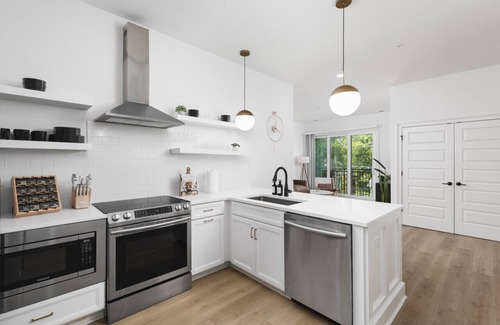 Cleveland Park Condo | Stylish 5 Beds, 2 Bedroom in Trendy East Nashville