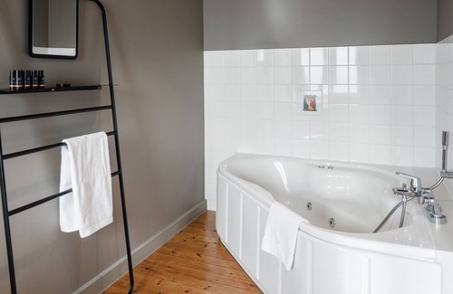 Oostvleteren House | Stylish 5* vacation home for 10 people in the heart of Vleteren