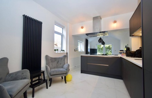 Welford House | Stylish 5Bed 3Bath House