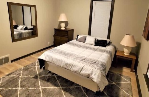 Two Rivers Apartment | Stylish 9th St Stay in Two Rivers - Walk to the Beach and Downtown!