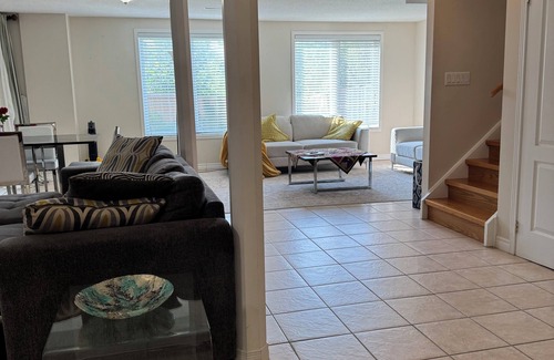 Richmond Hill Apartment | Stylish & Airy Home with Separate Entrances