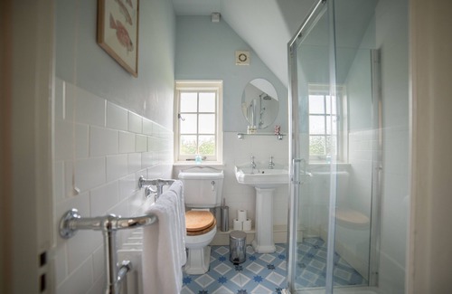 Caersws House | Stylish and classic 3 bedroom house