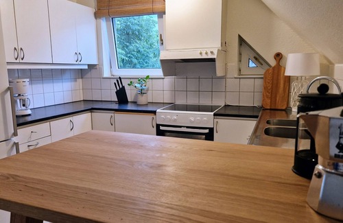 Skanor Apartment | Stylish and Inviting Beach Getaway in Falsterbo