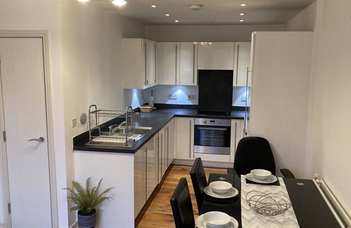 Broad Green Apartment | Stylish and spacious apartment.
