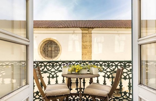 Merces Apartment | Stylish and Spacious House in Principe Real