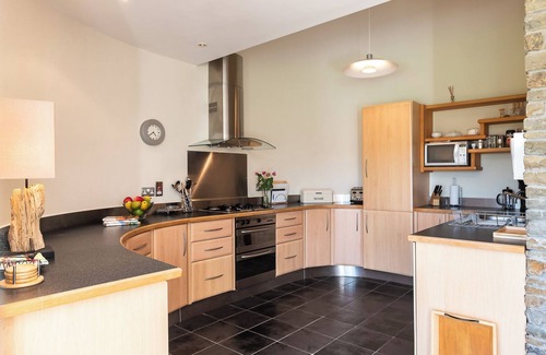 Templenoe House | Stylish and spacious home with sea & mountain views