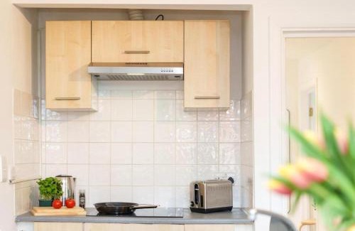 Livesey Apartment | Stylish and Spacious Peckham Flat