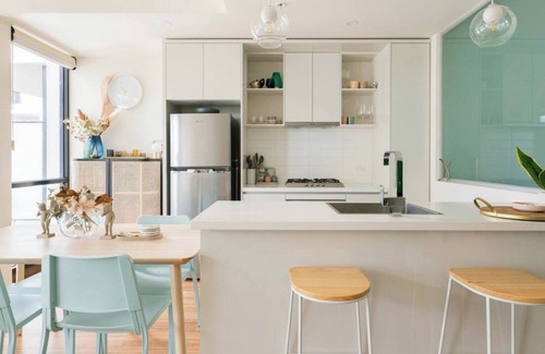 Pascoe Vale South Apartment | Stylish apartment close to amazing Melbourne offerings.