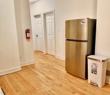 Weequahic Apartment | Stylish Apartment Close to Airport & Malls