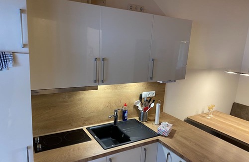 Vohenstrauss Apartment | Stylish Apartment with Modern Amenities and Scenic Views