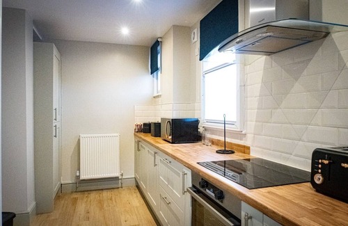 Prestatyn Apartment | Stylish Apartment Close to Beach & Town Centre