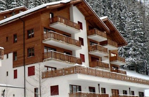 Leukerbad Apartment | Stylish Apartment in the Ski and Thermal Spa Resort of Leukerbad