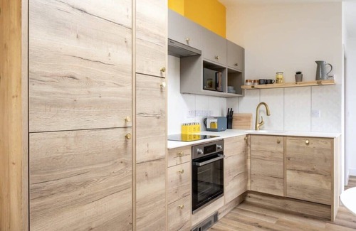 Maenporth Apartment | Stylish Apartment in Falmouth, nr Seafront