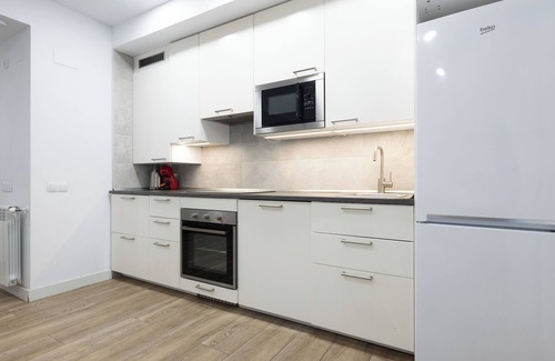 Porta Apartment | Stylish apartment located near metro station
