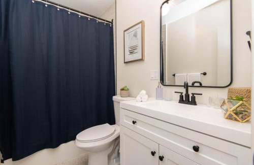 Downtown Los Angeles Apartment | Stylish Apartment Near DTLA