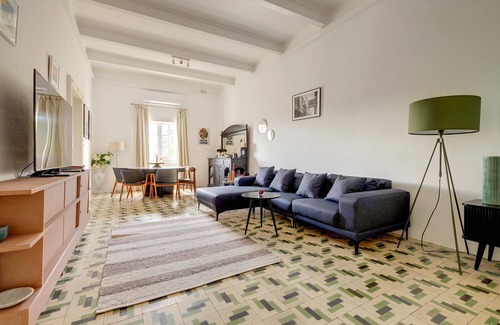 Madliena Apartment | Stylish Apartment Steps From the Capital
