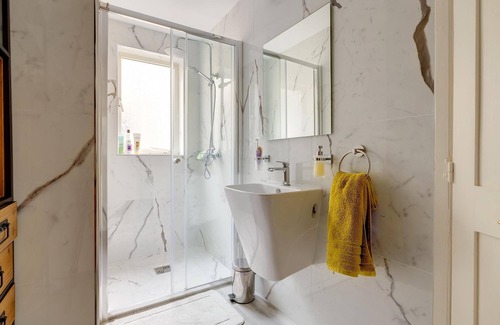 Madliena Apartment | Stylish Apartment Steps From the Capital