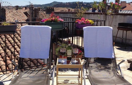 Bastide Saint-Louis Apartment | Stylish Apartment with Roof Terrace