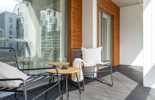Etelainen District Apartment | Stylish apartment with big sunny terrace