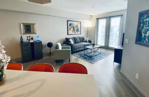 East Ybor Apartment | Stylish Apt in Historic Ybor City! Mins away from 7th Avenue and Downtown Tampa!