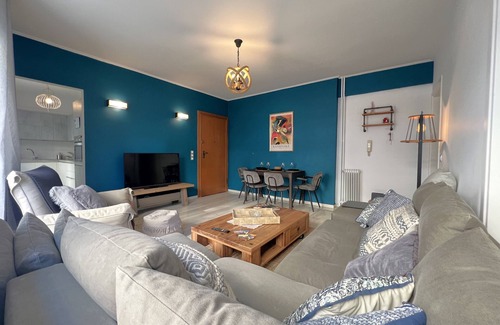 Palaio Faliro Apartment | Stylish Apt in Paleo Faliro 300m from the beachn