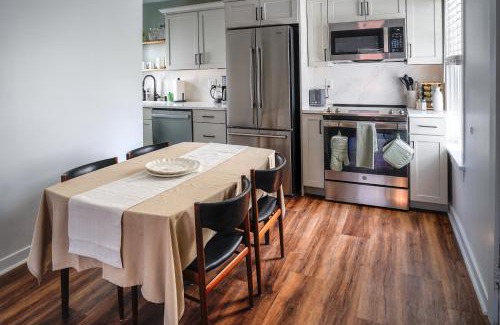 Lewisburg Apartment | Stylish Apt Walk to Shops, Dining, and Bucknell