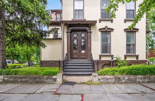 Newtonville Apartment | Stylish Apt with Lots of Natural Light
