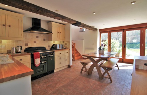 Chillington House | Stylish barn conversion in the beautiful South Hams - quiet location, sleeps 6