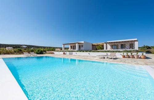 Paros Villa | Stylish Beachside Villa with Pool and Lavender Gardens